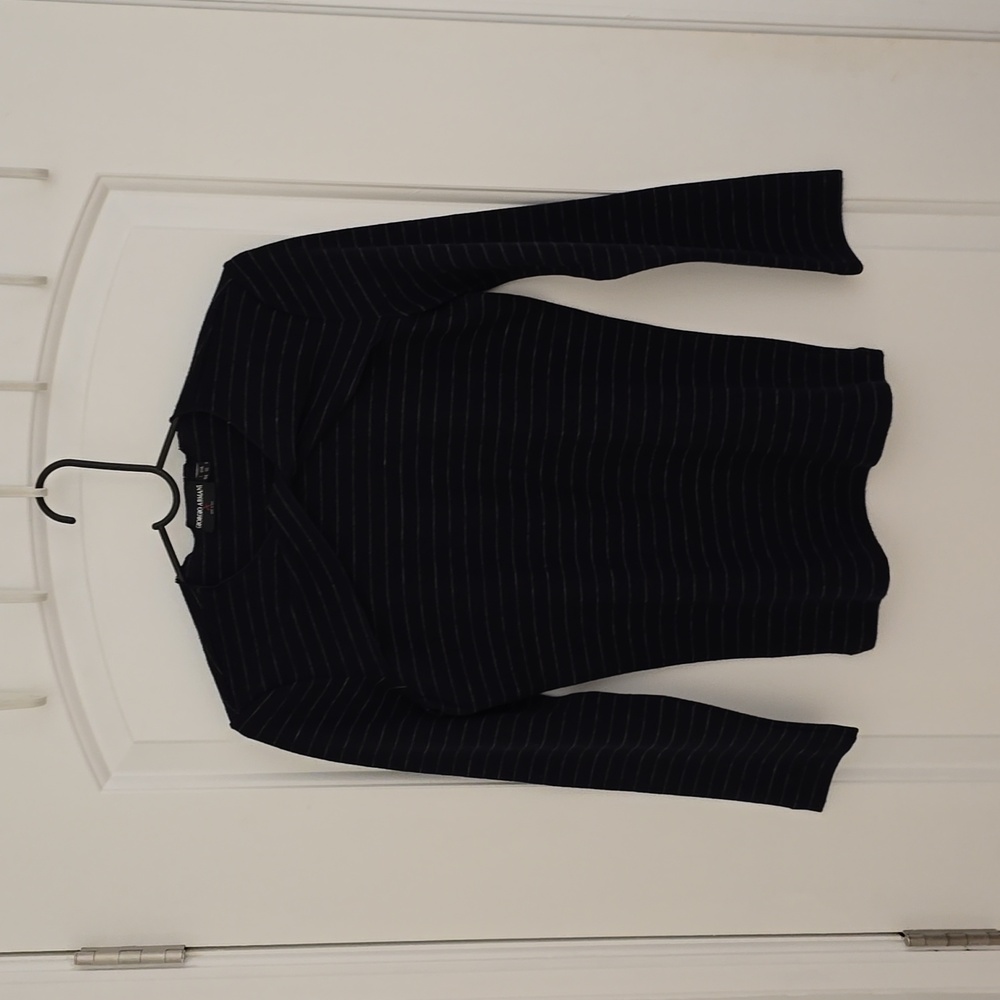 Giorgio Armani Cashmere Knit Long Sleeve Black size 10